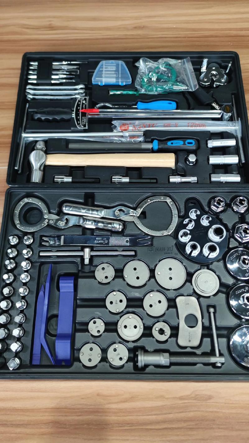 汽车维修工具